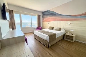 BAHIA PRINCIPE ESCAPE CORAL PLAYA HOTEL – Cala Vinyes
