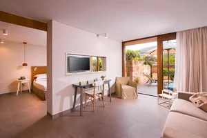 Superior bungalow/hotel suite vista giardino