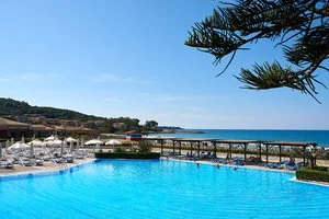 ALPICLUB ALDEMAR OLYMPIAN VILLAGE – Patronikoleika