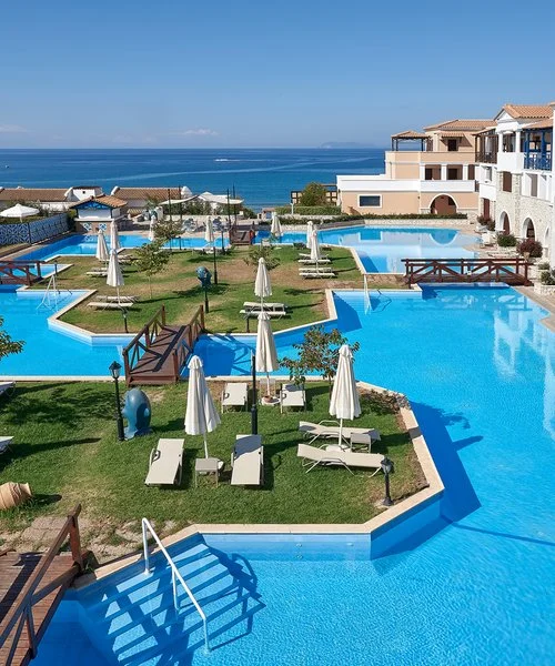ALPICLUB ALDEMAR OLYMPIAN VILLAGE – Patronikoleika