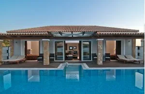 OLYMPIA GOLDEN BEACH RESORT & SPA – Kalamia