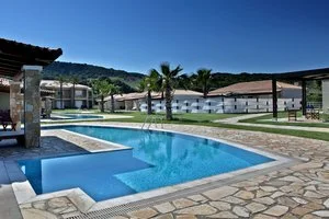 OLYMPIA GOLDEN BEACH RESORT & SPA – Kalamia