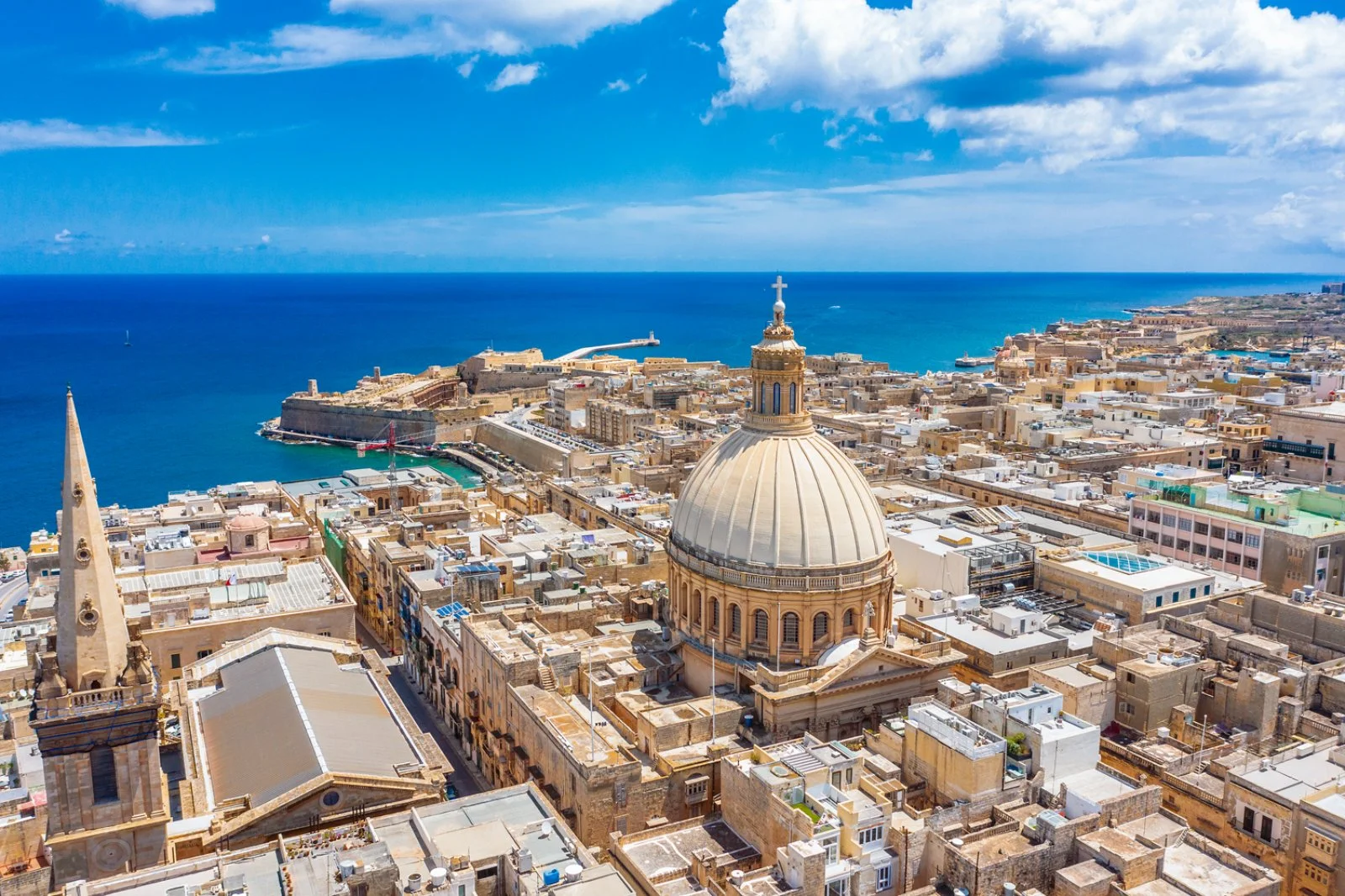 St. Paul Bay/La Valletta/St. Paul Bay (40 km)