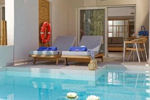 2Bedroom suite vista giardino con piscina privata