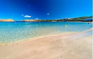 La spiaggia di Arenal d'en Castell