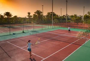 BRAVO YADIS DJERBA GOLF THALASSO & SPA – Medenina