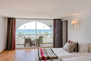 Camera vista mare