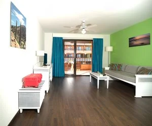 CORAL LOS ALISIOS APARTHOTEL – Los Cristianos