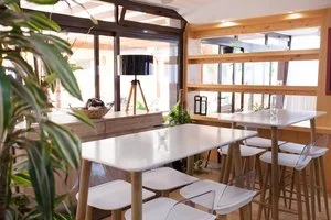 CORAL LOS ALISIOS APARTHOTEL – Los Cristianos