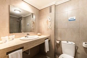 BLUESEA LAGOS DE CESAR HOTEL – Canarie