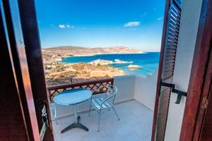 HOTEL ALBATROS – Lakki