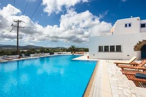 NAXOS HOLIDAYS – Naxos