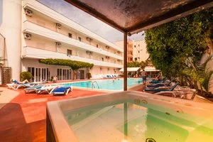 PORTO PLAZZA HOTEL – Limenas Chersonisou