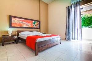 PORTO PLAZZA HOTEL – Limenas Chersonisou