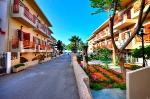 HOTEL KALYVES BEACH – Καλύβες