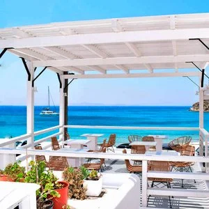 HOTEL ARTEMIS – Santo Stefano