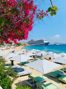 HOTEL ARTEMIS – Santo Stefano
