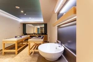 ENORME INFINITY BEACH HOTEL – Limenas Chersonisou