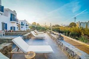 HOTEL VIENOULAS GARDEN – Mykonos