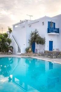 HOTEL VIENOULAS GARDEN – Mykonos