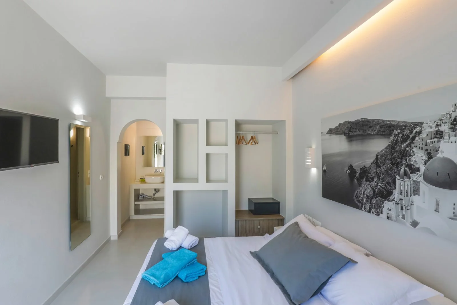 Perissa Diamond Hotel 