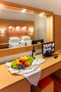 HOTEL MARIANNA PALACE – Kolympia