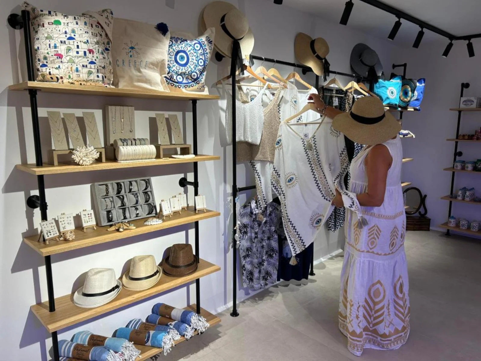 Paola'S Sunset Hotel 