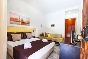 HOTEL RIGAS – Chora