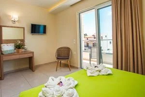 HOTEL EVITA STUDIOS – Calitea