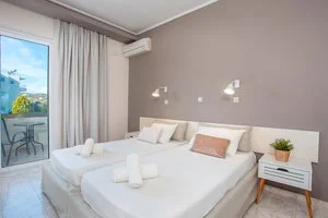 HOTEL EVITA STUDIOS – Calitea