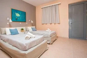 HOTEL EVITA STUDIOS – Calitea