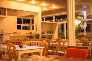 HOTEL EVITA STUDIOS – Calitea