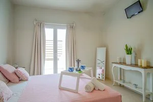 APPARTAMENTI GOLDEN SUN – Malia