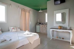 APPARTAMENTI GOLDEN SUN – Malia