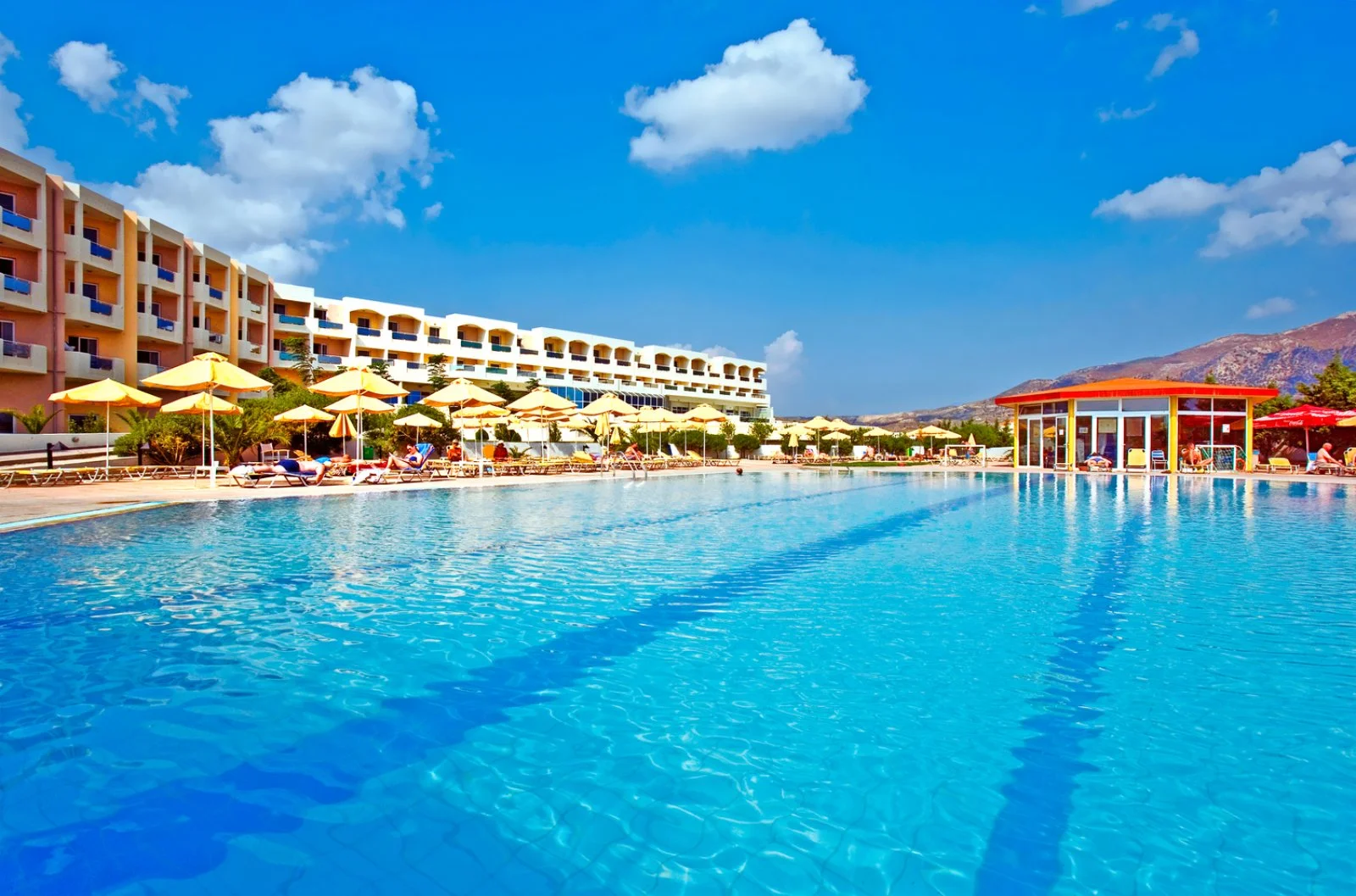 Sovereign Beach Hotel 