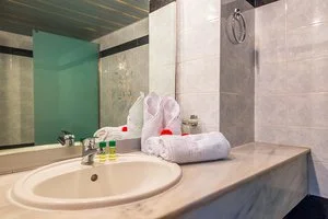 HOTEL THEMIS BEACH – Kokkini Hani