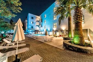 HOTEL POLLIS – Limenas Chersonisou