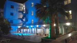HOTEL POLLIS – Limenas Chersonisou