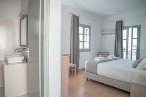 HOTEL SUMMER SHADES PAROS – Naoussa