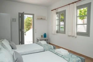 HOTEL SUMMER SHADES PAROS – Naoussa