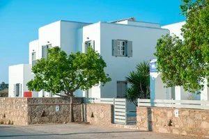 HOTEL SUMMER SHADES PAROS – Naoussa