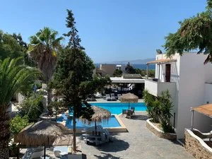 SUMMERLAND HOLIDAYS RESORT – Kastraki