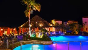 HOTEL THEO – Stalos
