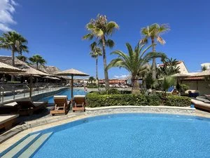 HOTEL THEO – Stalos
