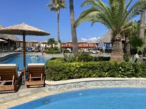 HOTEL THEO – Stalos
