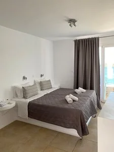 NEW PARADISE BEACH RESORT – Mikonos