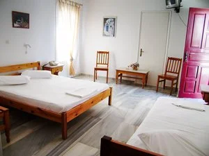 HOTEL AKROGIALI – Laouti