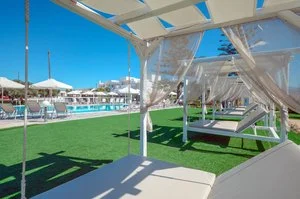 HOTEL BIRIKOS – Agios Prokopios