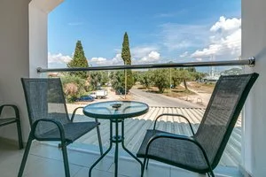 HOTEL PORTO MARINA – Kontokali