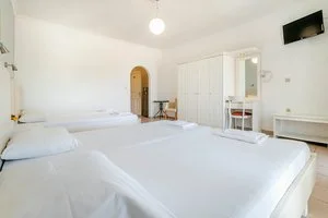 HOTEL PORTO MARINA – Kontokali